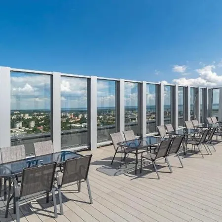 Daire Hanza Tower Royal & Jacusi & Sauna & Pool *
